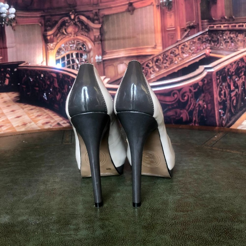 Amazing Jessica Simpson Stilettos